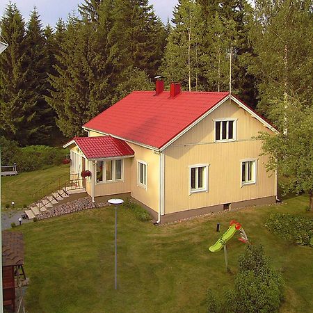 Vacation House Kommee Kurki Састамала Екстериор снимка